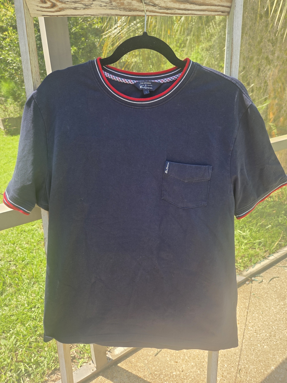 Ben Sherman Navy Short Sleeve Pocket Tee with Red Trim, Like New, Sz Large